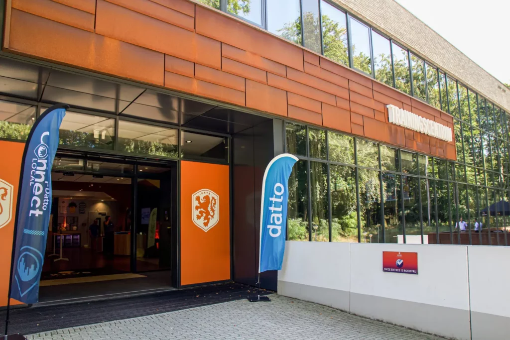 ingang trainingscentrum KNVB campus