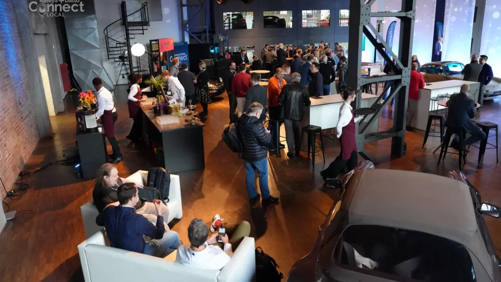 gasten inloop tijdens connectlocal evenement